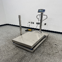 Mettler Toledo ICS429 Floor Scale image 1